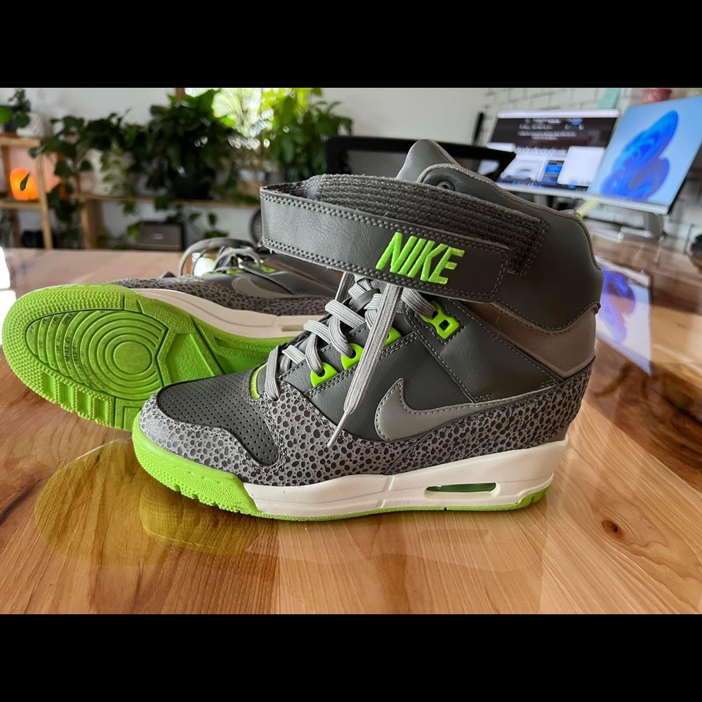 Nike Ski Hi Air Max Hidden Wedge Sneakers